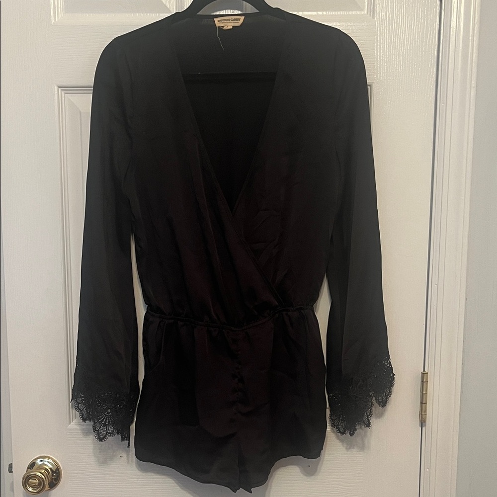 Elegant Black Lace Trim Sleepwear